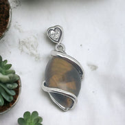 PENDENTIF ŒIL DE TIGRE