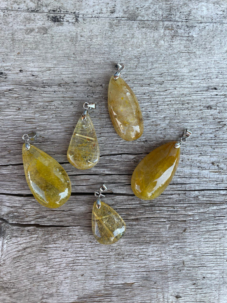 PENDENTIFS EN QUARTZ RUTILE