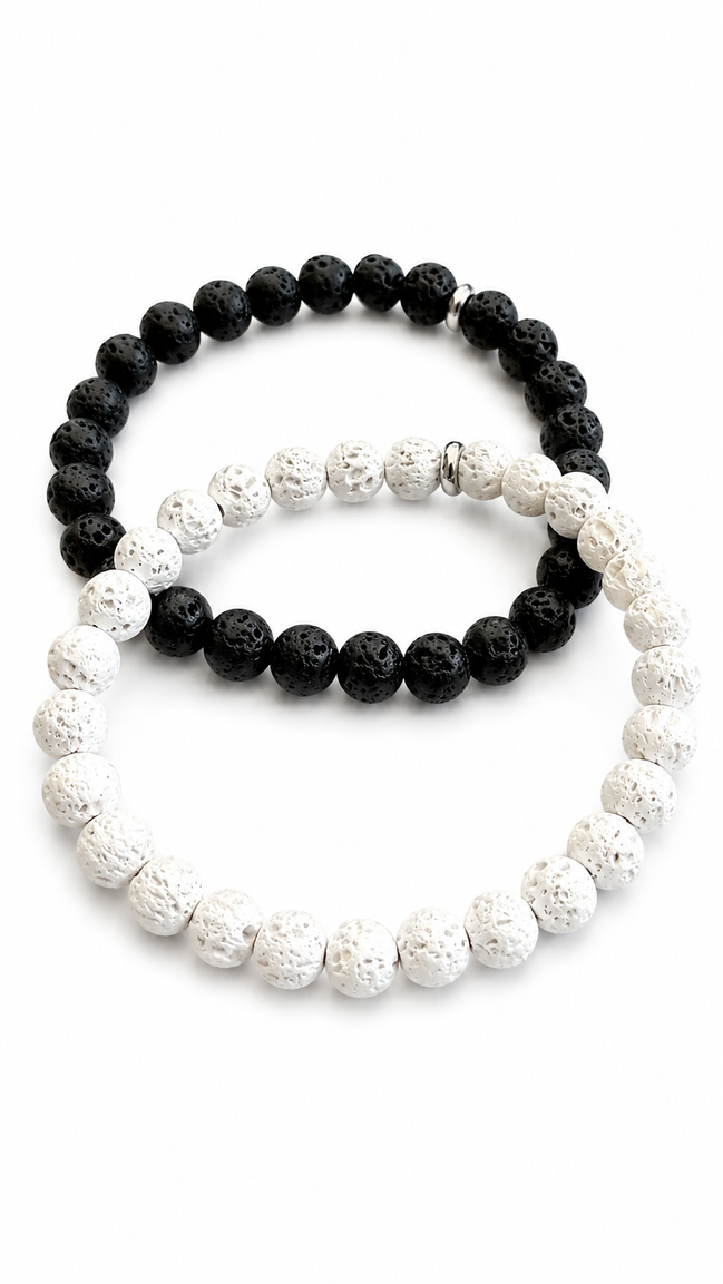 Bracelet ENFANT Pierre de lave noire ou blanche D6