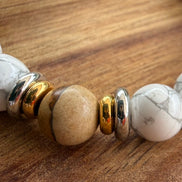 Yin-Yang Bracelet in Howlite and Landscape Jasper