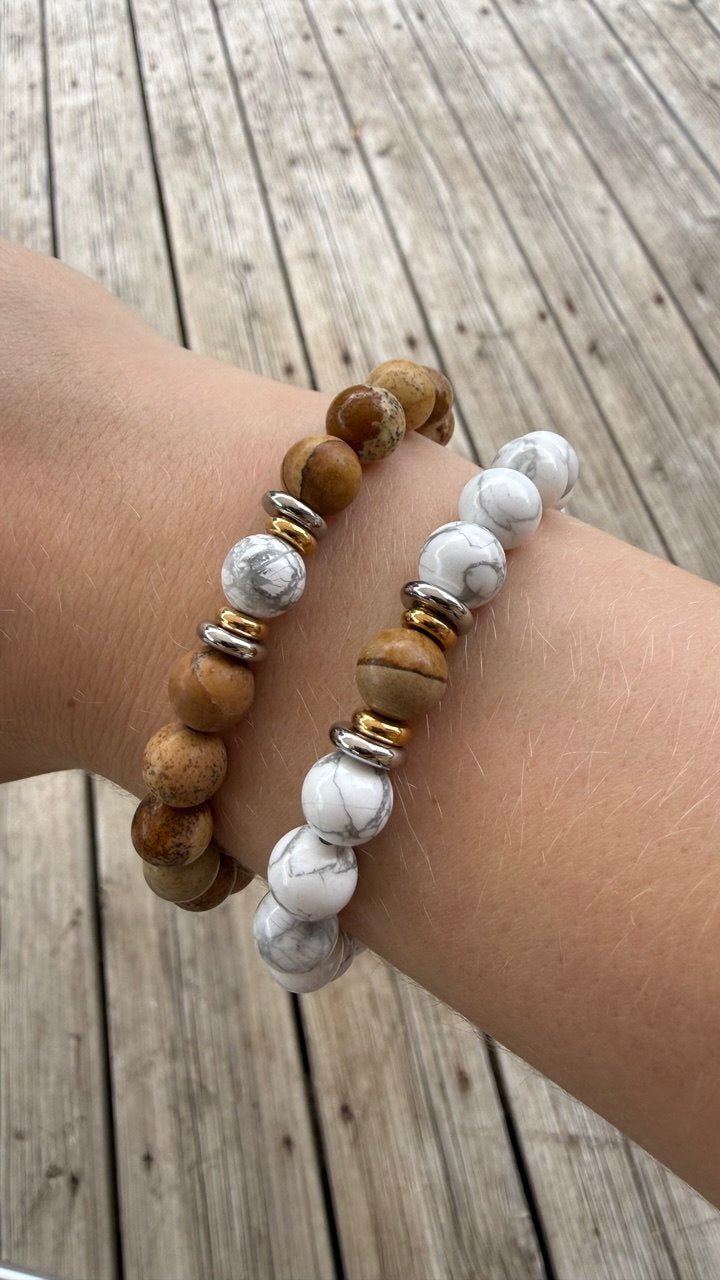 Yin-Yang Bracelet in Howlite and Landscape Jasper