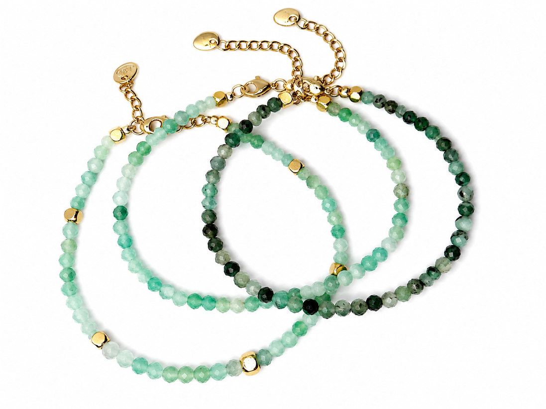 - Bracelets et/ou collier en émeraude