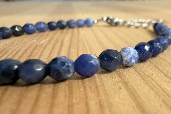 - Bracelet Sodalite facettée