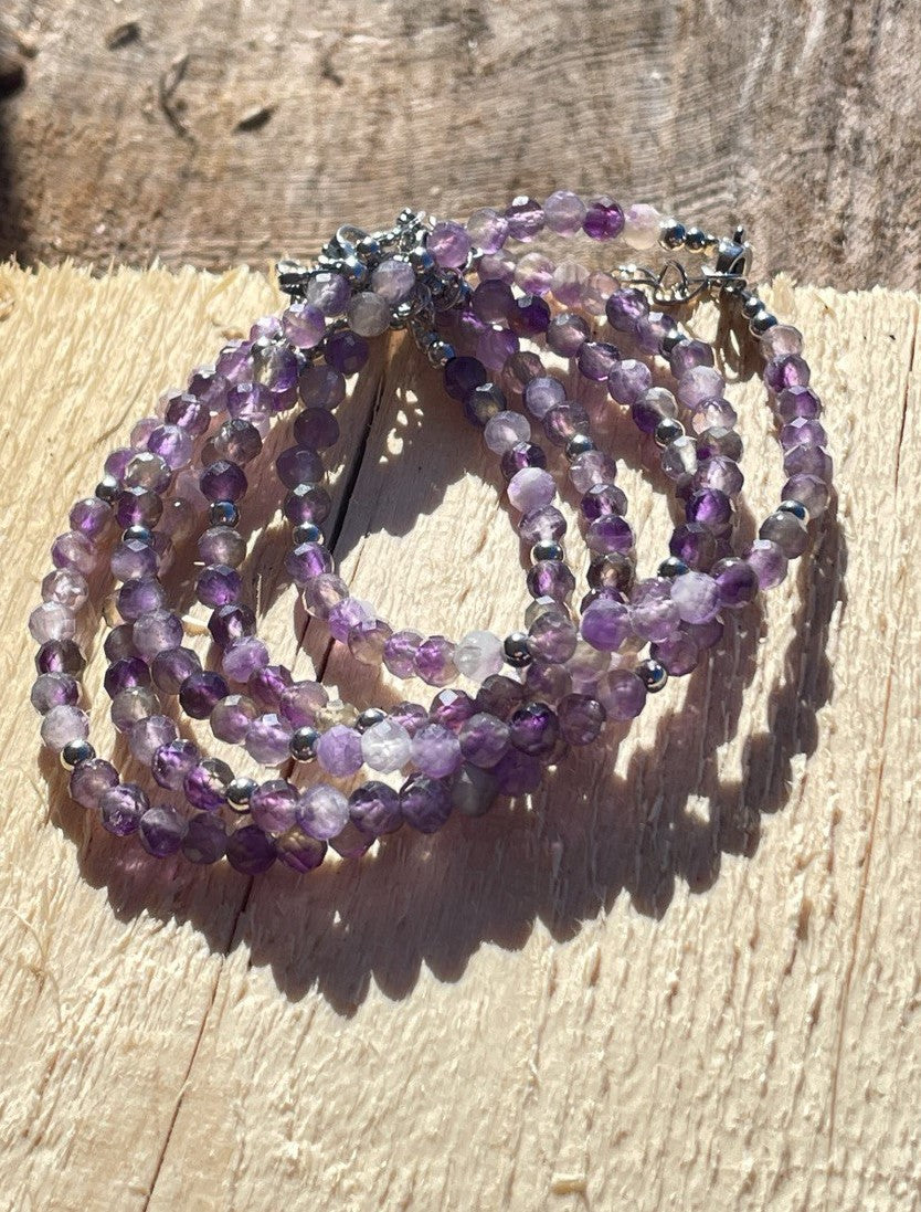 Bracelet camaïeu d'Améthyste facettée