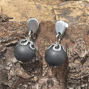Boucles d'oreilles PERLES MATES
