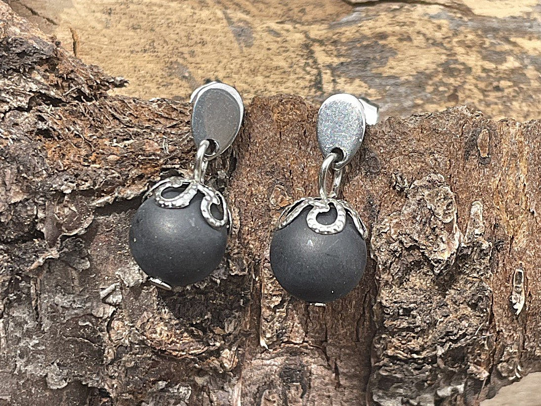 Boucles d'oreilles PERLES MATES