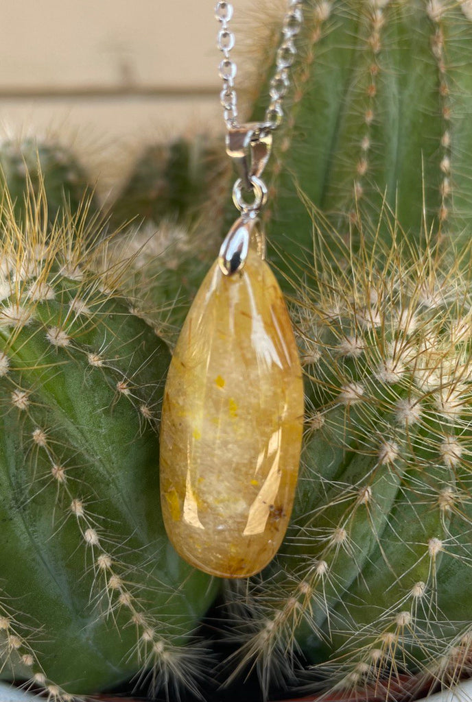 PENDENTIFS EN QUARTZ RUTILE