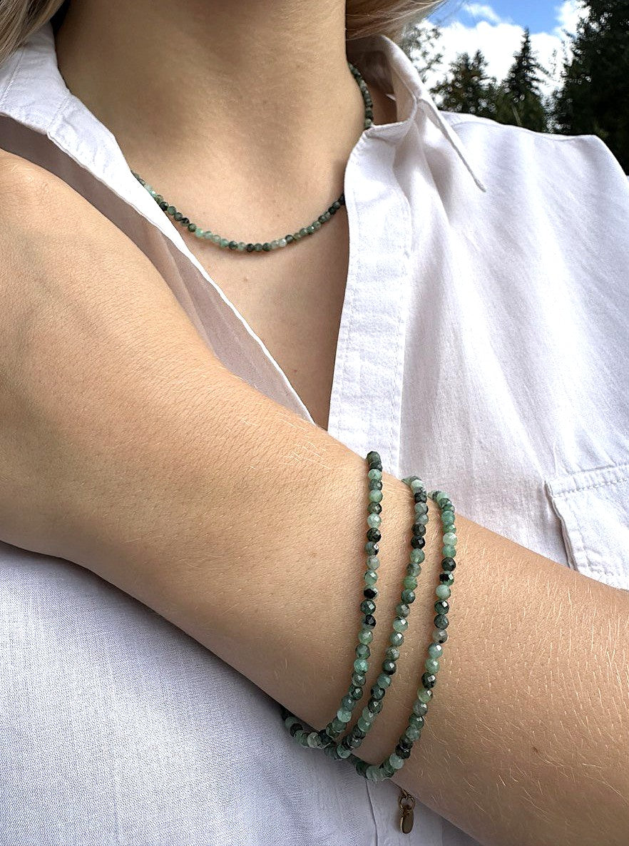 Collier et / ou bracelet en émeraude