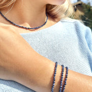 Collier et / ou bracelet en saphir bleu
