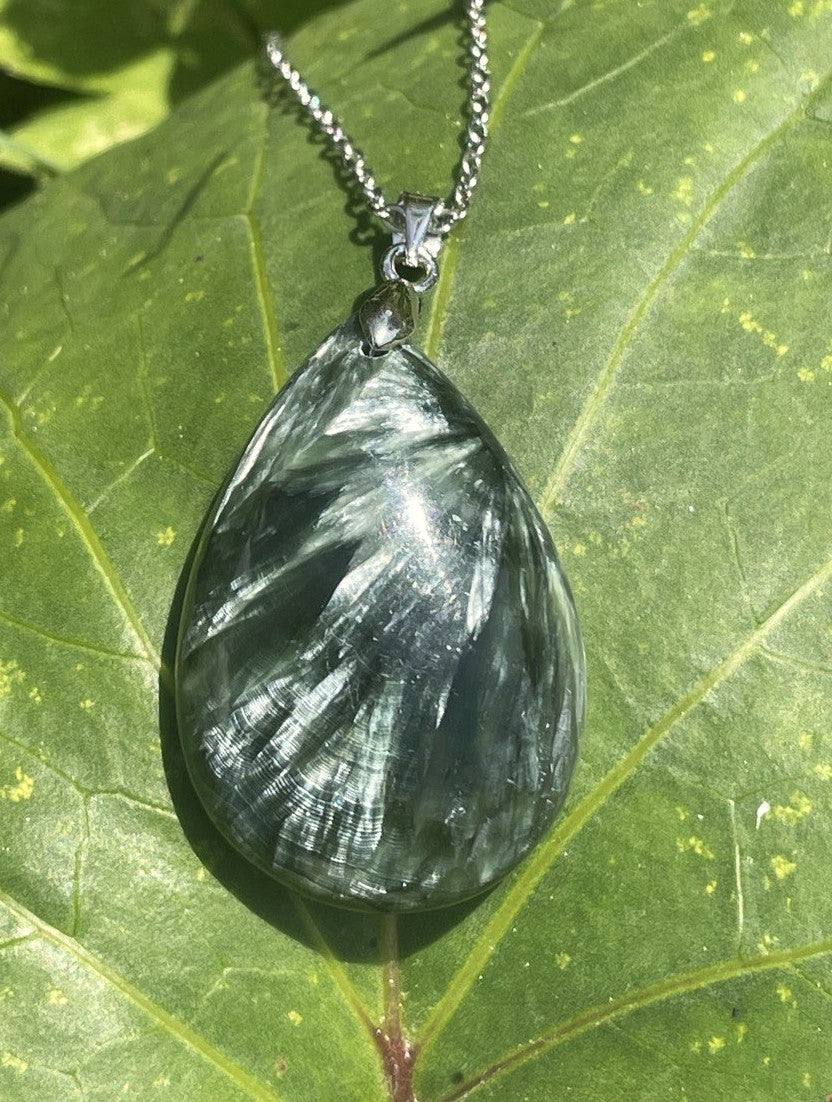 Pendentif Goutte en SERAPHINITE