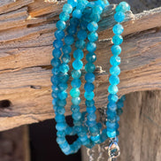 Collier et / ou bracelet Apatite bleue facettée