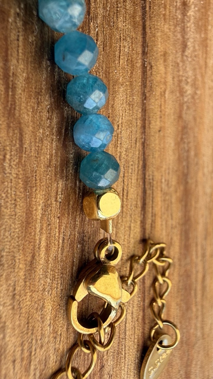 Collier et / ou bracelet Apatite bleue facettée