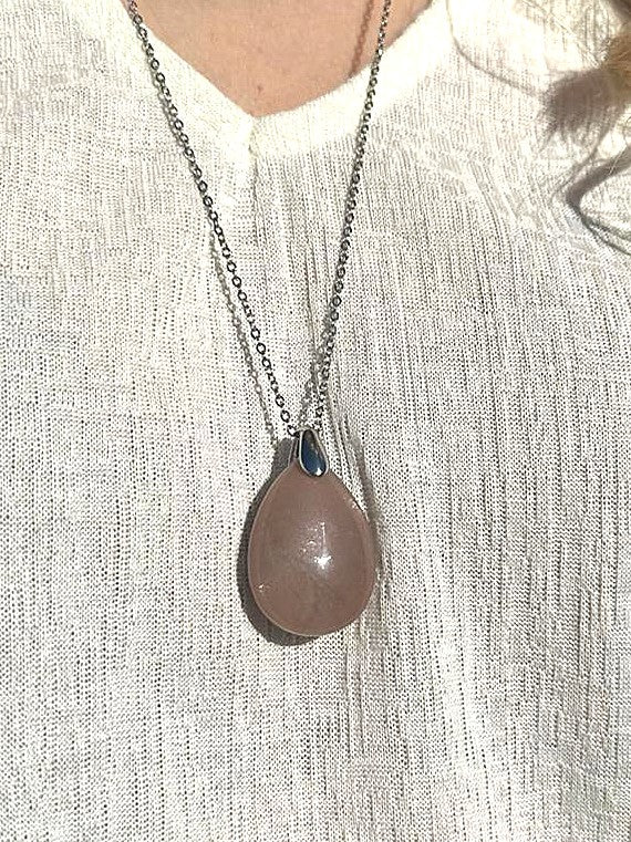 Pendentif en pierre de soleil