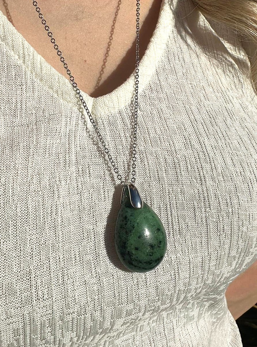 Pendentif en zoïsite